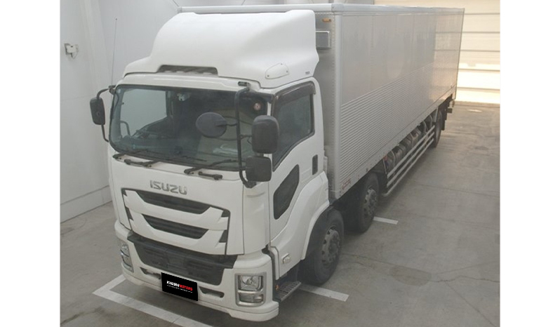 2018 Isuzu Giga 11 Ton image-1