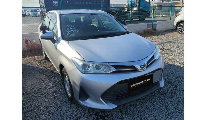 2019 Toyota Corolla Axio Drivinig School image-1