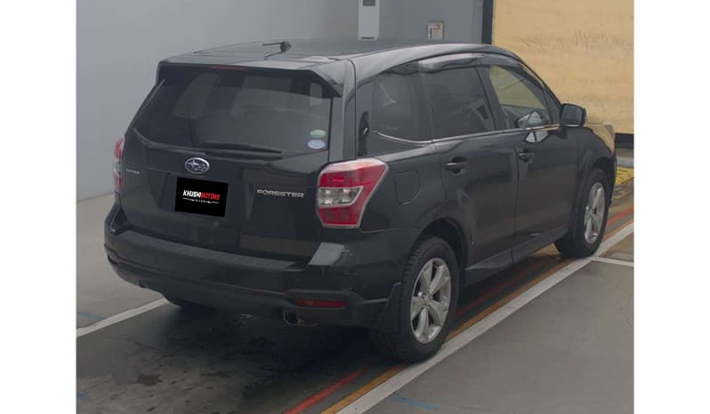 2014 Subaru Forester image-3