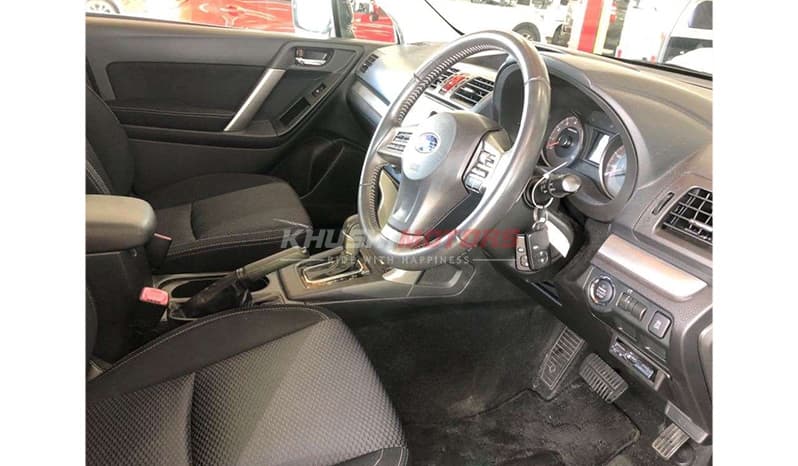 2014 Subaru Forester image-6