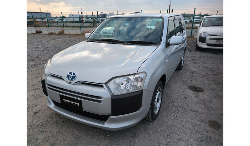 2019 Toyota Succeed Hybrid UL-X image-9