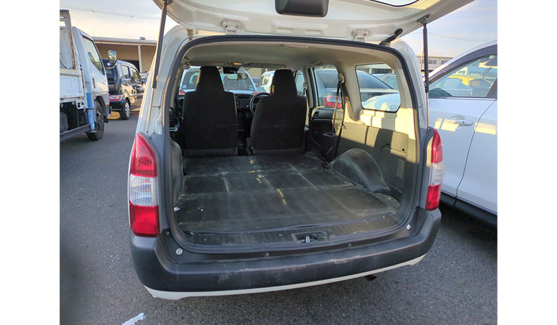 2019 Toyota Probox DX Comfort image-2