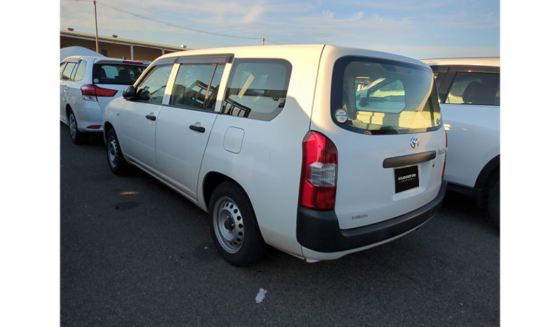 2019 Toyota Probox DX Comfort image-8