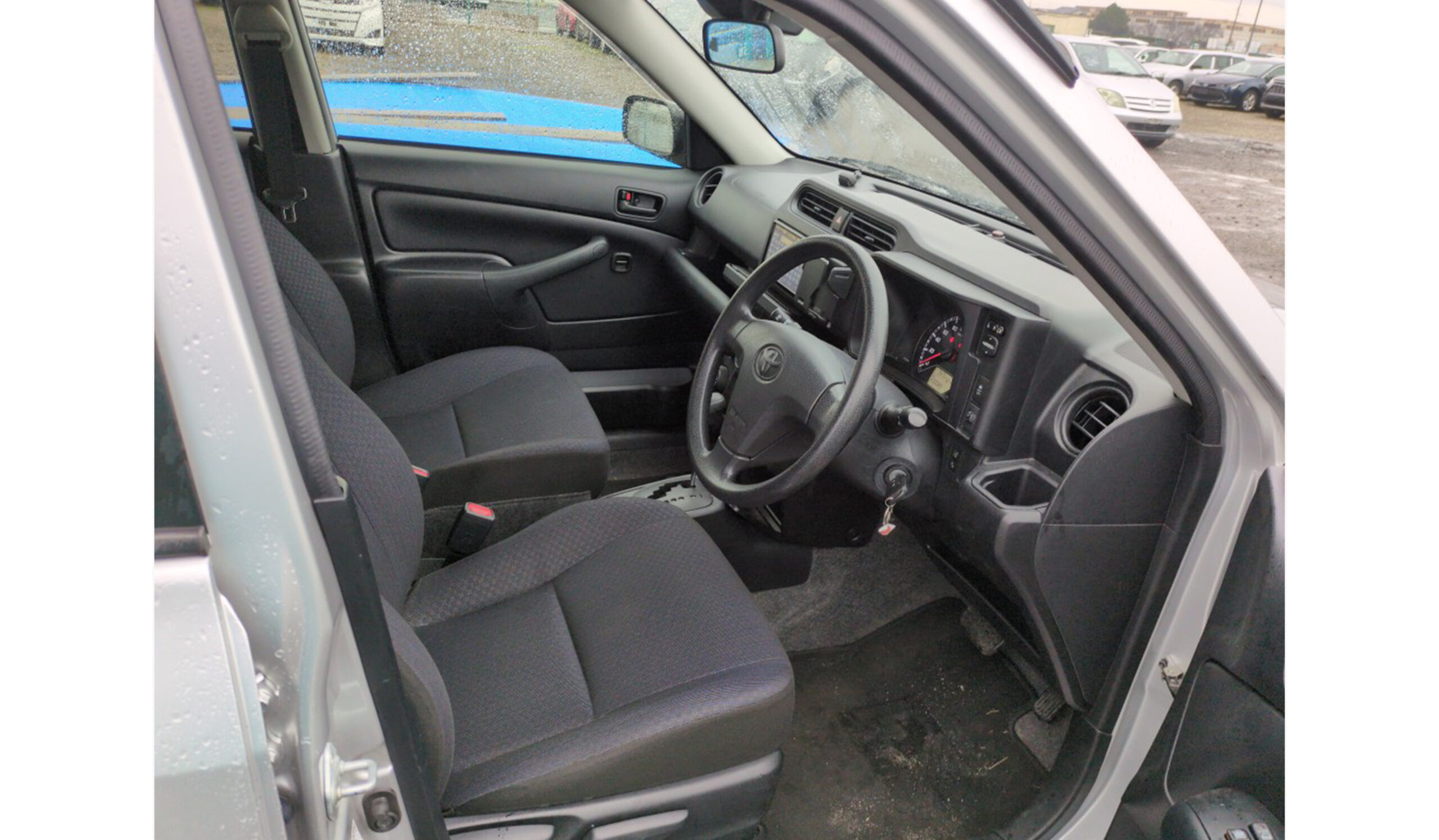 2019 Toyota Succeed UL-X image-5