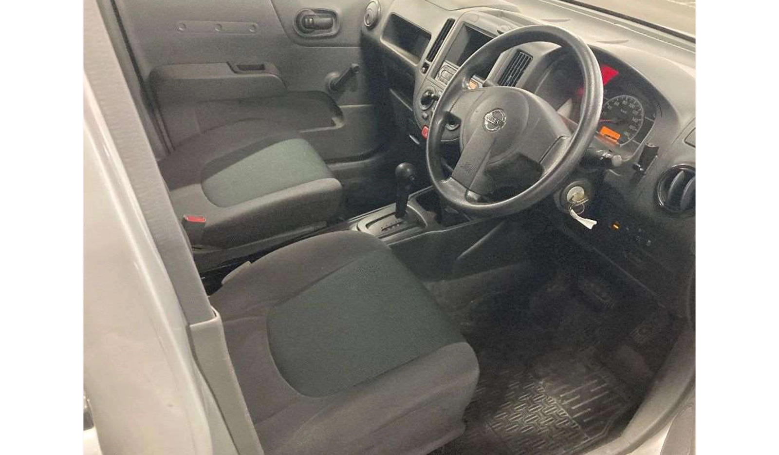 2019 Nissan NV150 image-2