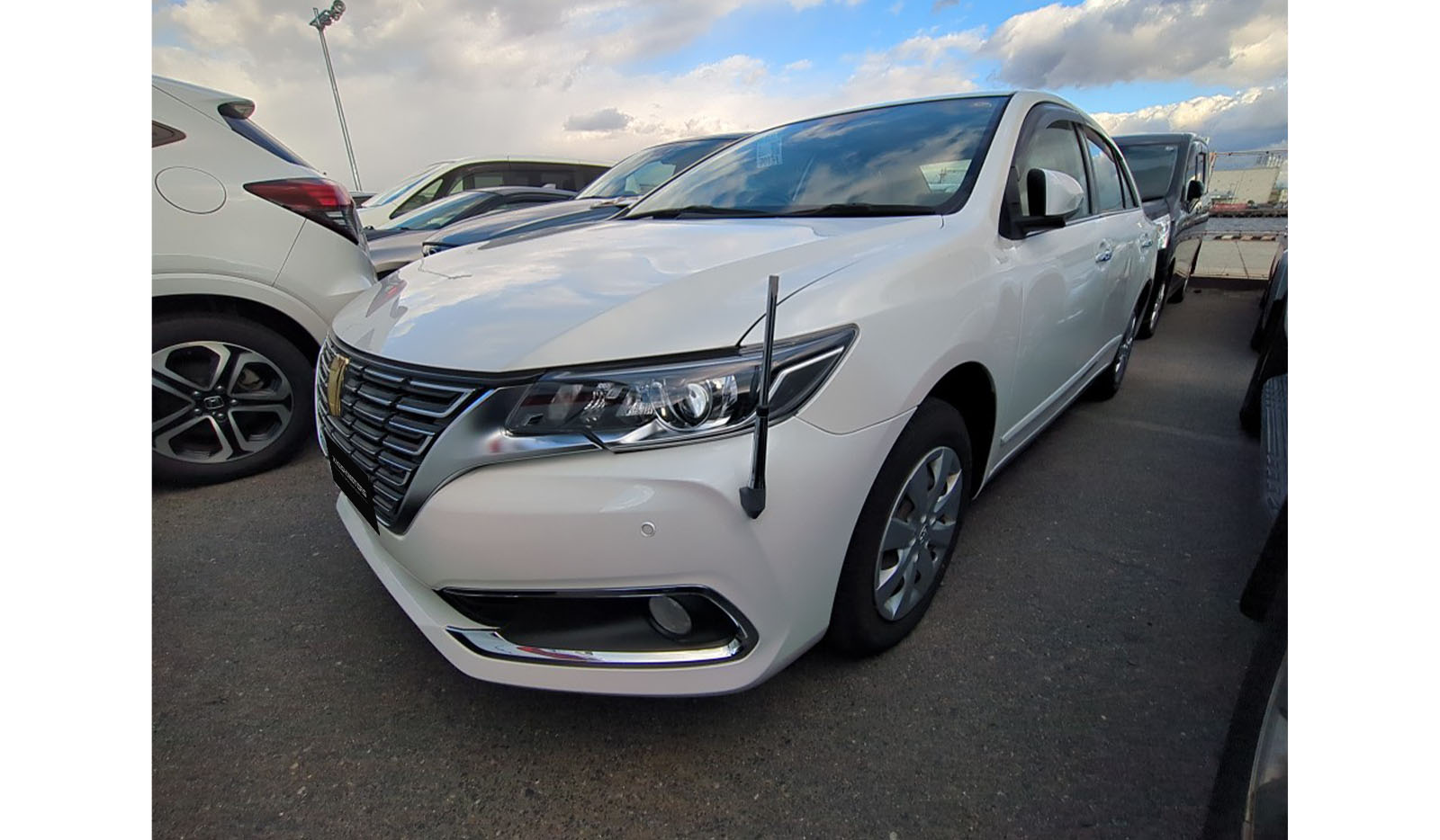 2019 Toyota Premio XL image-9