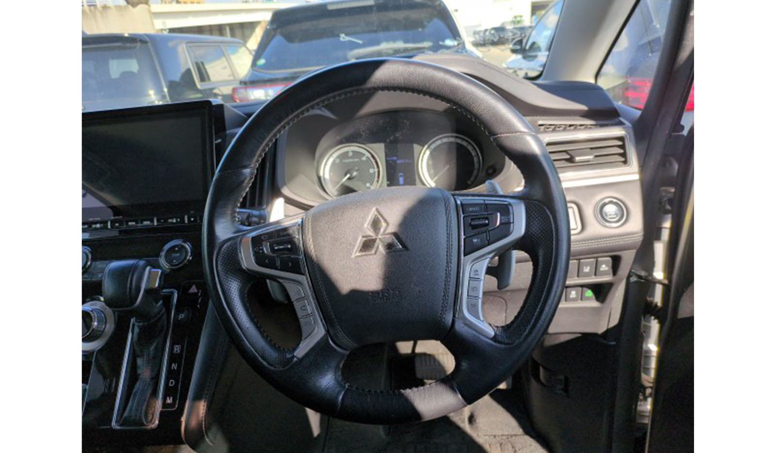 2019 Mitsubishi Delica D5 image-5