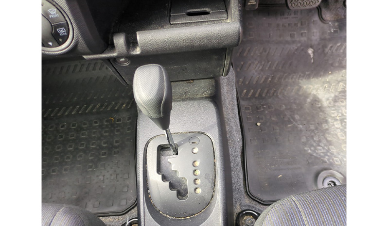 2019 Toyota Probox Hybrid DX Comfort image-8