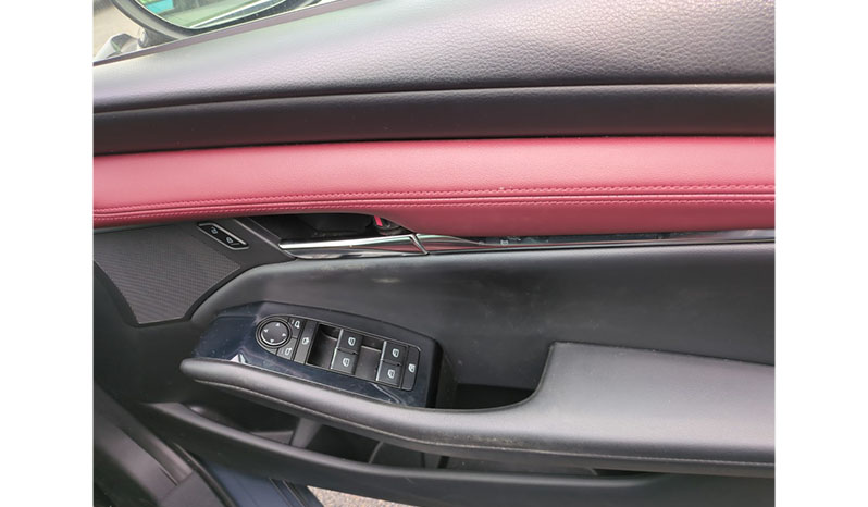 2019 Mazda 3 XD image-3