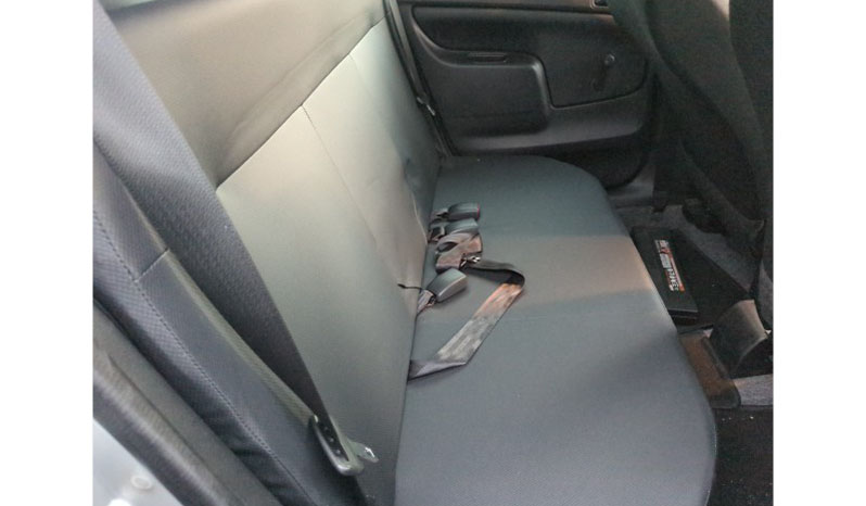 2019 Toyota Probox Hybrid DX Comfort image-4
