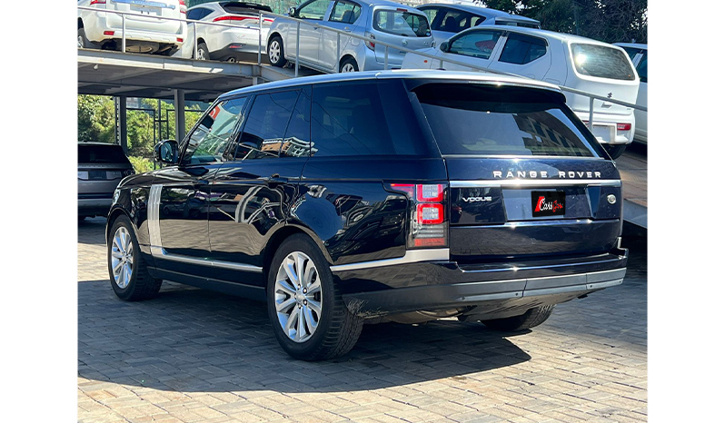 2016 Land Rover Range Rover Vogue image-4
