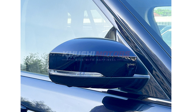 2016 Land Rover Range Rover Vogue image-18