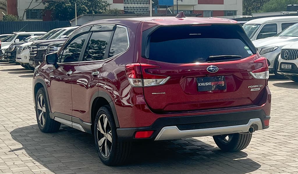 2018 Subaru Forester Advance image-4