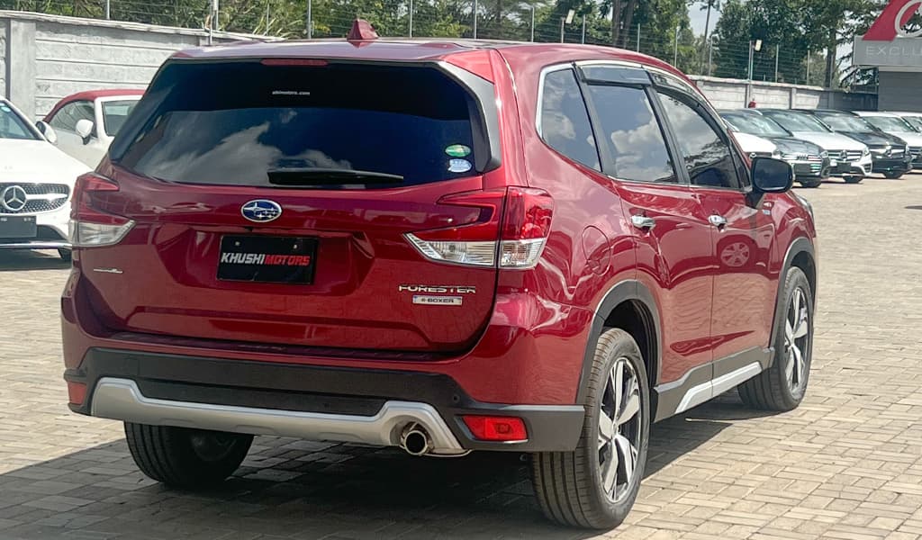 2018 Subaru Forester Advance image-5