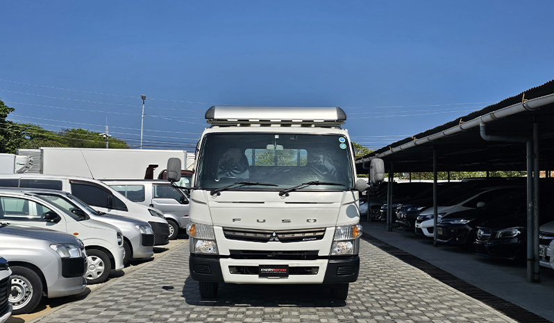 2017 Mitsubishi Fuso 3Ton image-2
