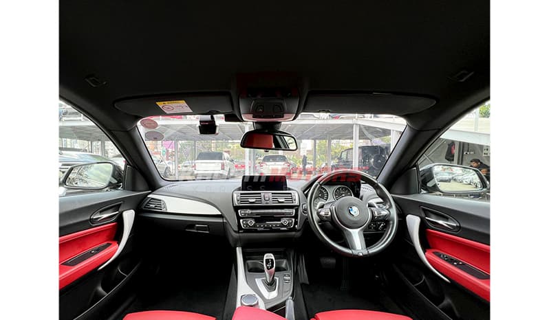 2017 Bmw 2 Series Cupe M Sport 220i image-5
