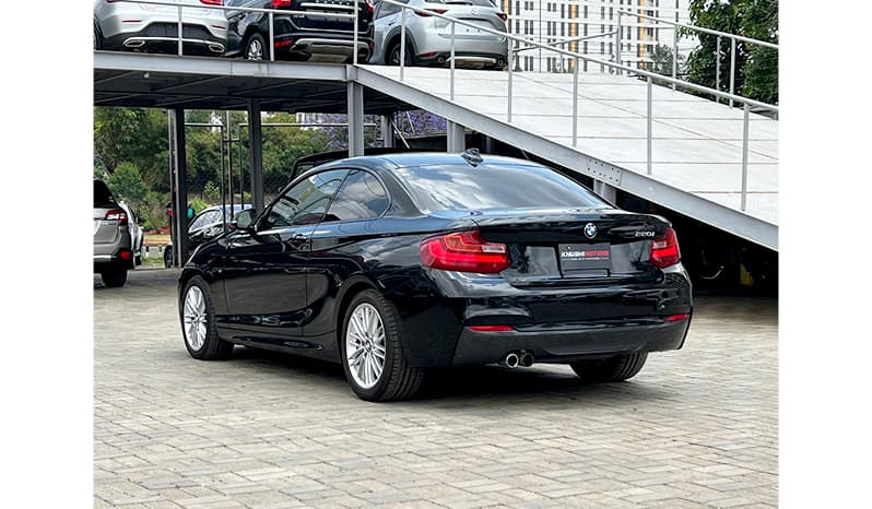 2017 Bmw 2 Series Cupe M Sport 220i image-9