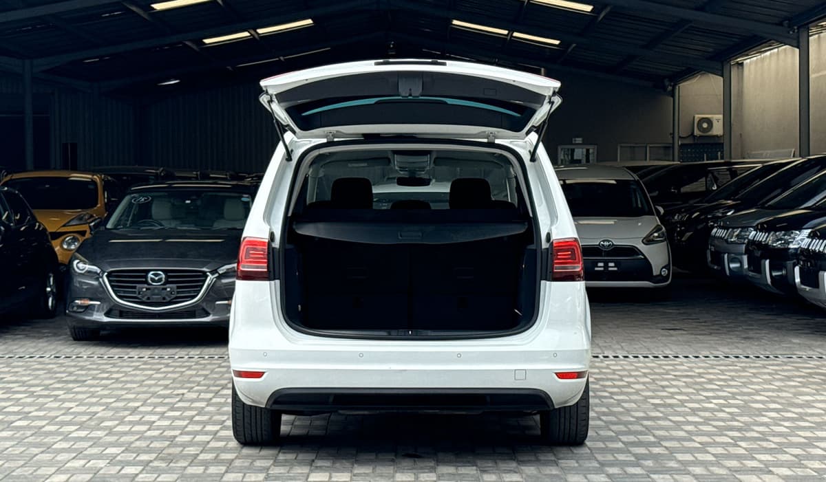 2018 Volkswagen Sharan image-5