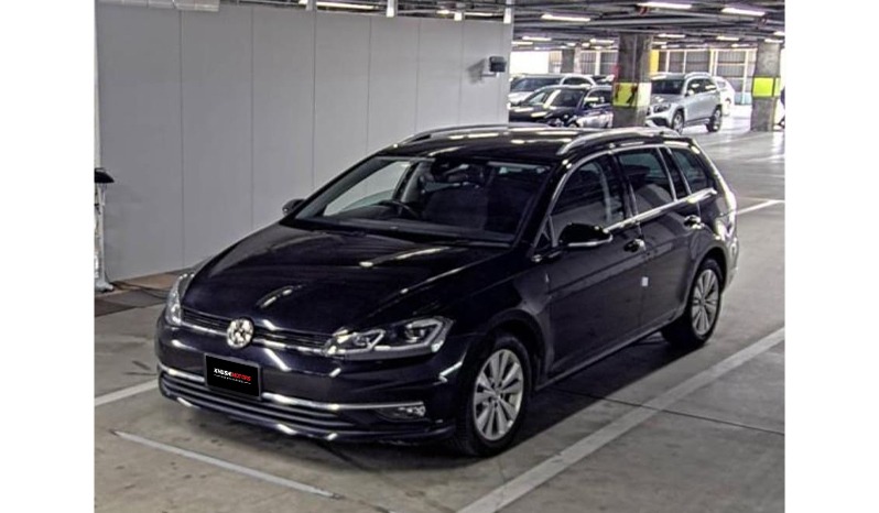 2018 Volkswagen Golf Variant TSI Comfort Line image-4