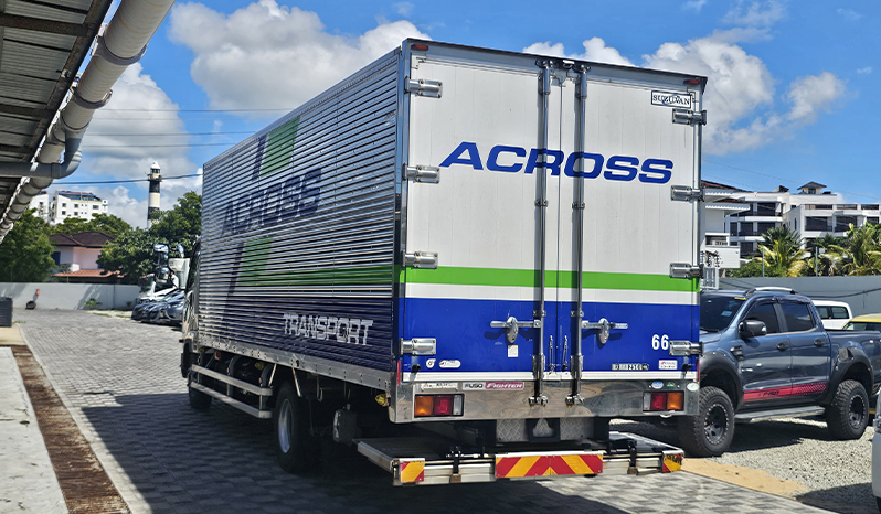2017 Mitsubishi Fuso 2.5 Ton image-4