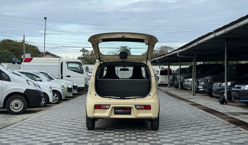 2018 Suzuki Alto L image-17