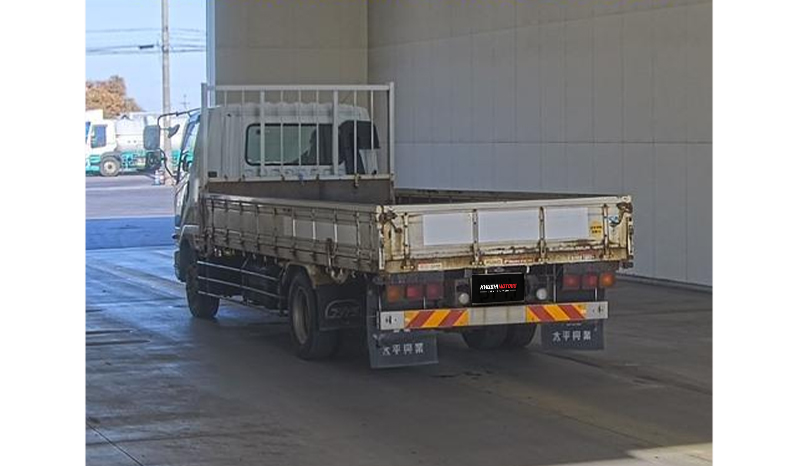 2018 Mitsubishi Fuso 6 Ton image-3