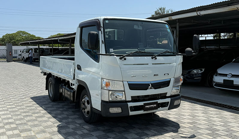 2018 Mitsubishi Fuso 2 Ton image-1
