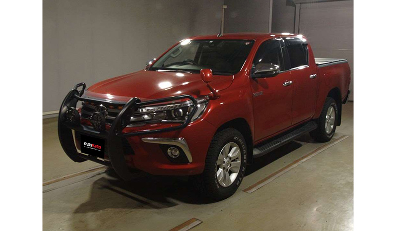 2019 Toyota Hilux image-2