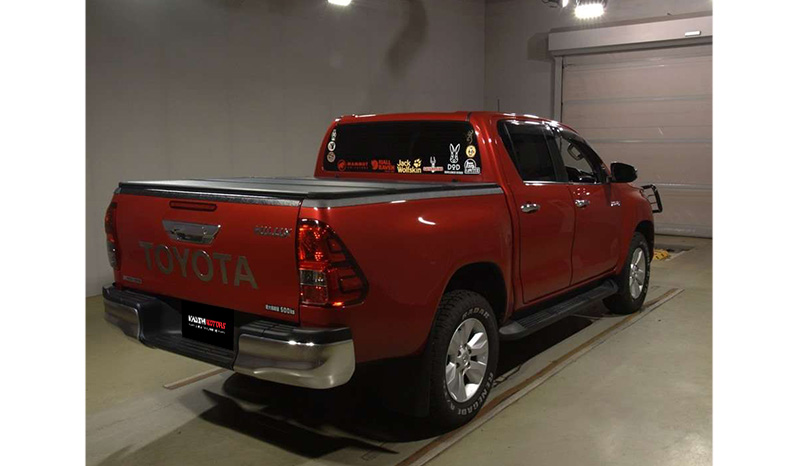 2019 Toyota Hilux image-3