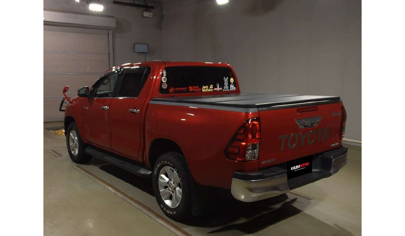 2019 Toyota Hilux image-4