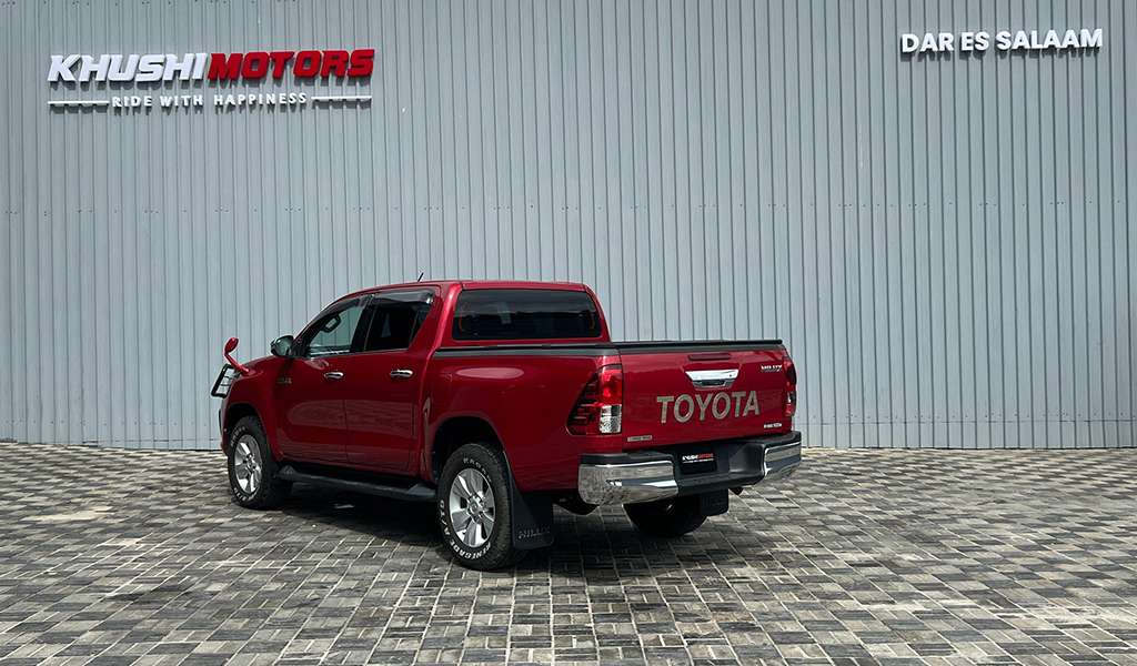 2019 Toyota Hilux image-12