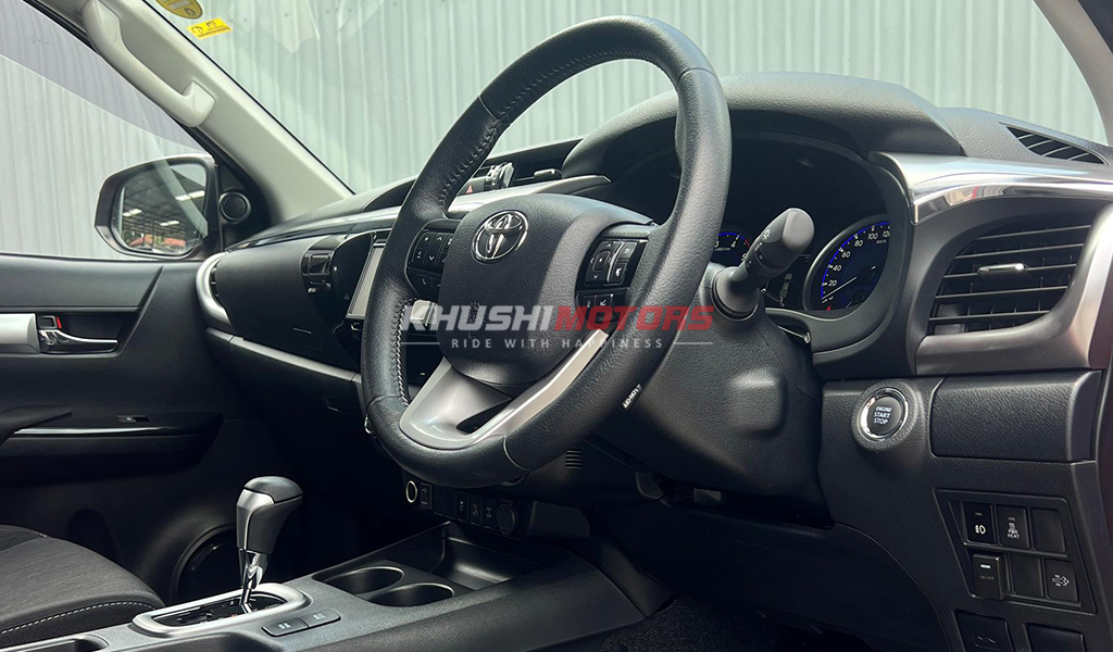 2019 Toyota Hilux image-14