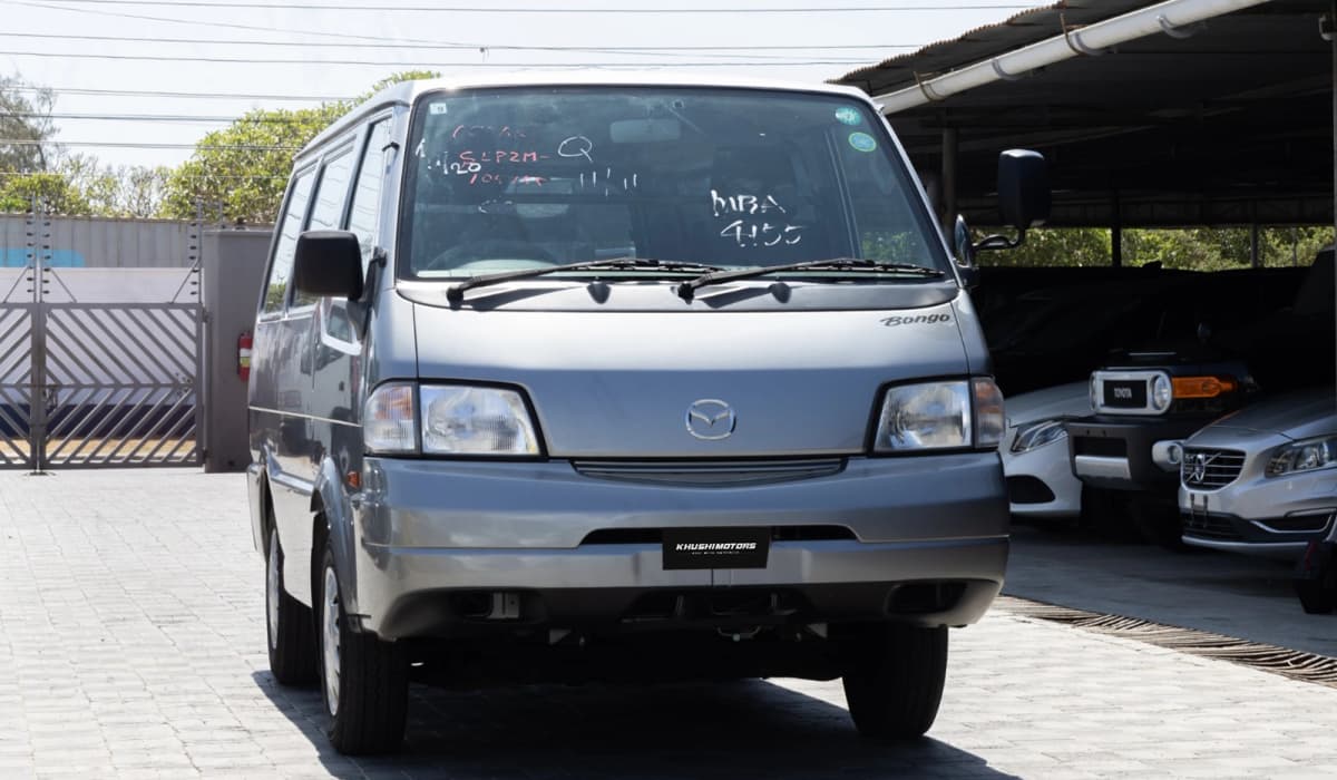 2018 Mazda Bongo DX image-1