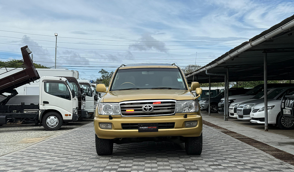 2006 Toyota Land Cruiser 100 VX image-2