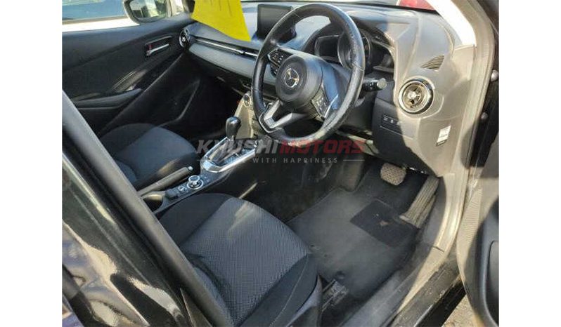 2016 Mazda Demio image-4