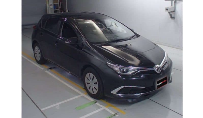2016 Toyota Auris image-6