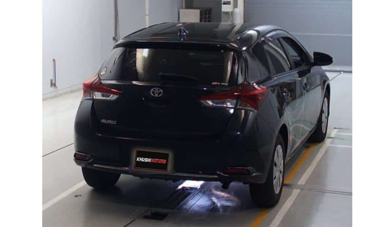 2016 Toyota Auris image-7