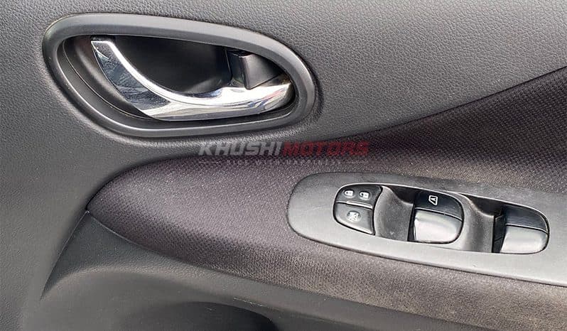 2016 Nissan Serena image-7