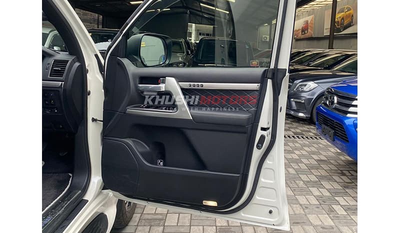 2017 Toyota Land Cruiser Zx V8 image-14