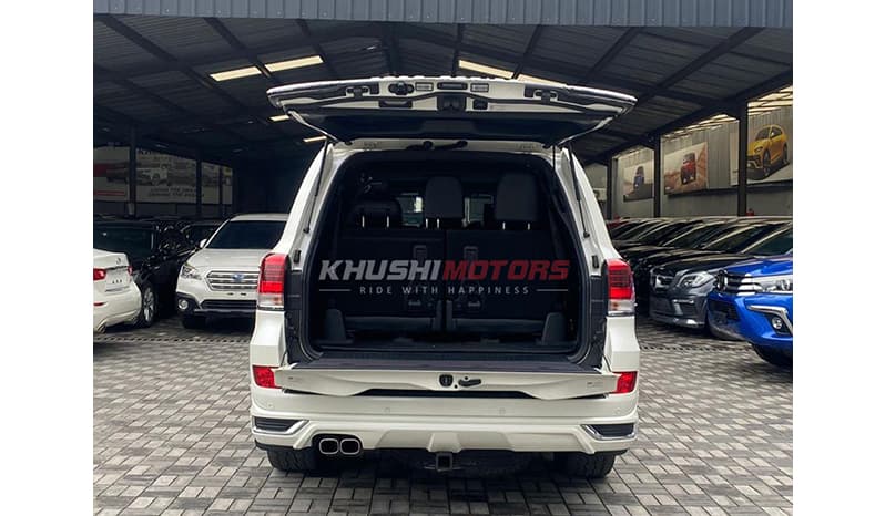2017 Toyota Land Cruiser Zx V8 image-16