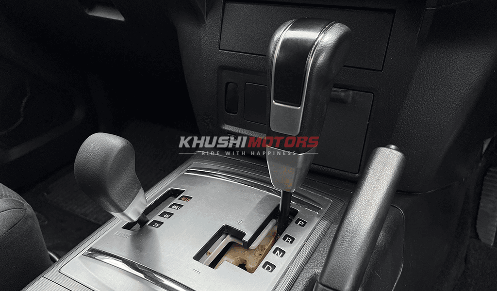2007 Mitsubishi Pajero image-17