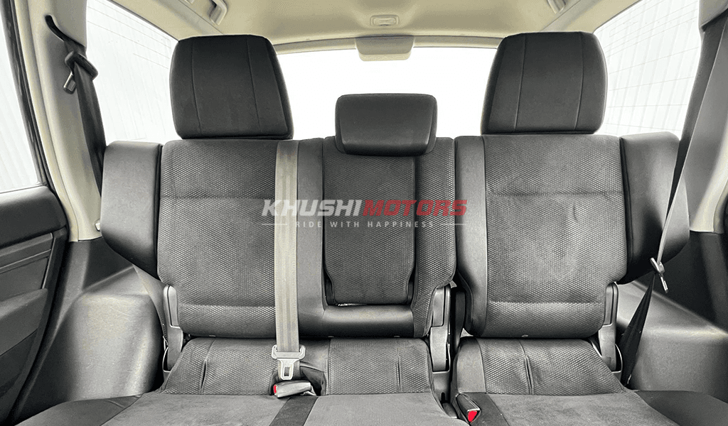 2007 Mitsubishi Pajero image-19