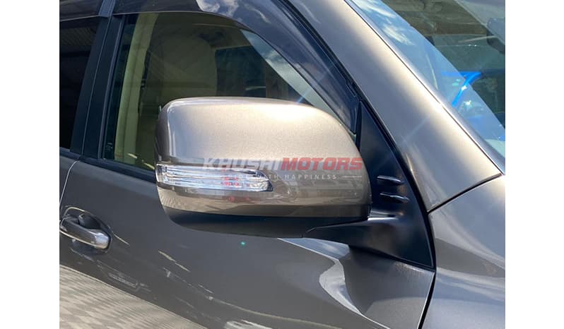 2017 Toyota Land Cruiser Prado image-9
