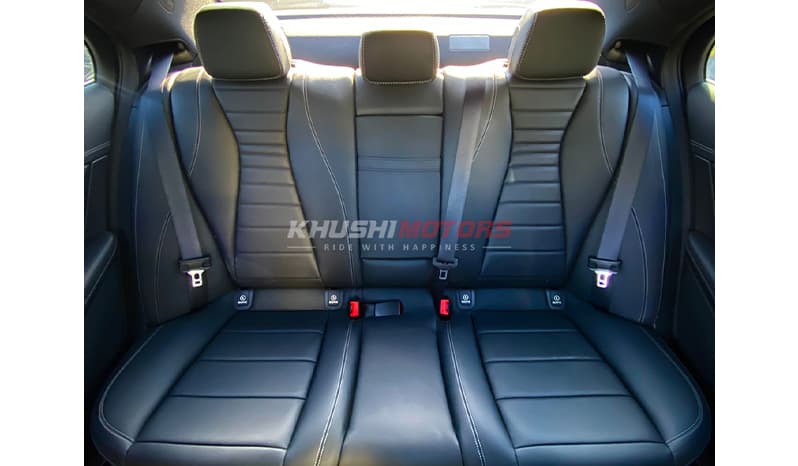 2017 Mercedes-Benz E250 image-12
