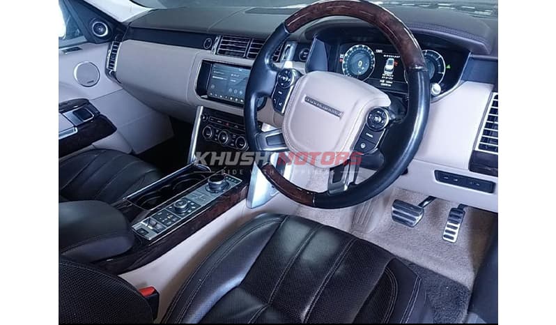 2017 Land Rover Range Rover Vogue Autobiography image-6