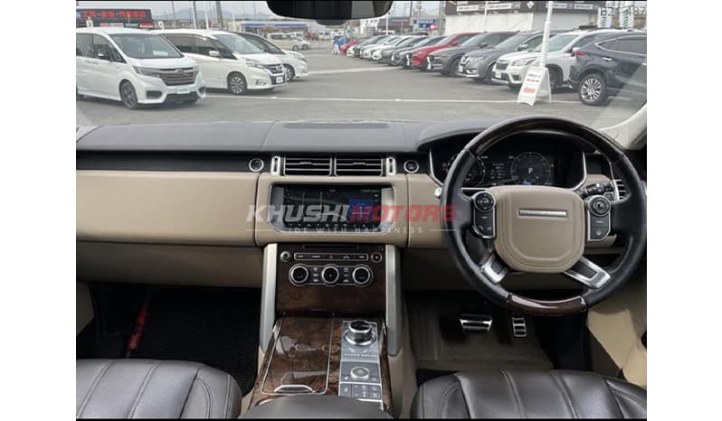 2017 Land Rover Range Rover Vogue Autobiography image-7