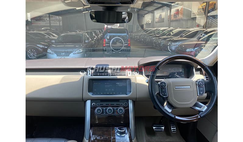 2017 Land Rover Range Rover Vogue Autobiography image-17