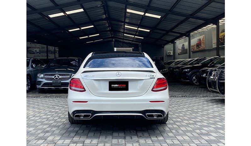 2017 Mercedes-Benz E63 S image-6