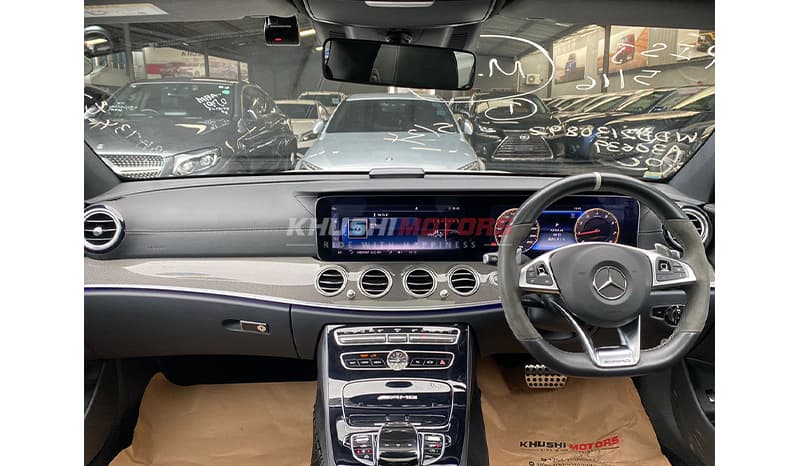 2017 Mercedes-Benz E63 S image-10