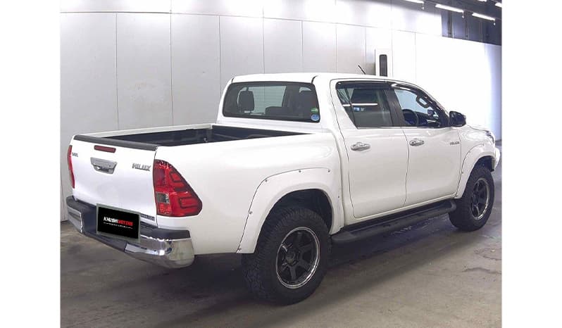 2018 Toyota Hilux image-4